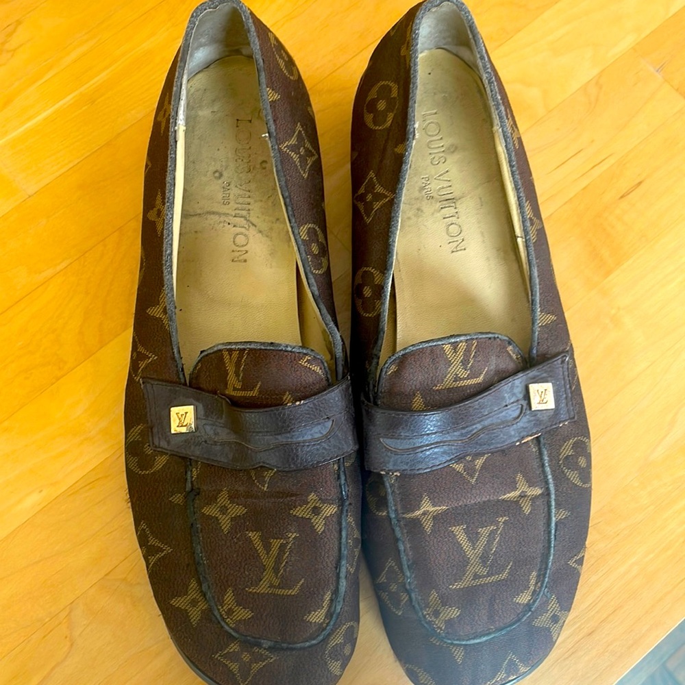 Louis Vuitton Womens Loafers